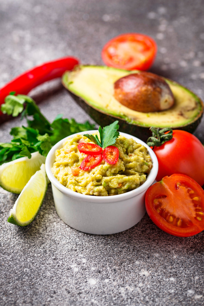 Chifles with guacamole